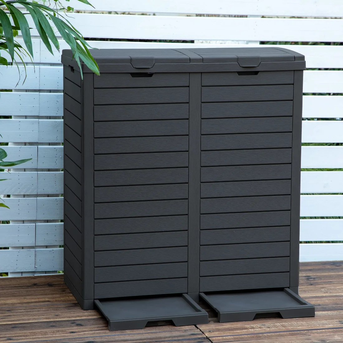 DWVO Hideaway Outdoor Trash Can, 76-Gallon