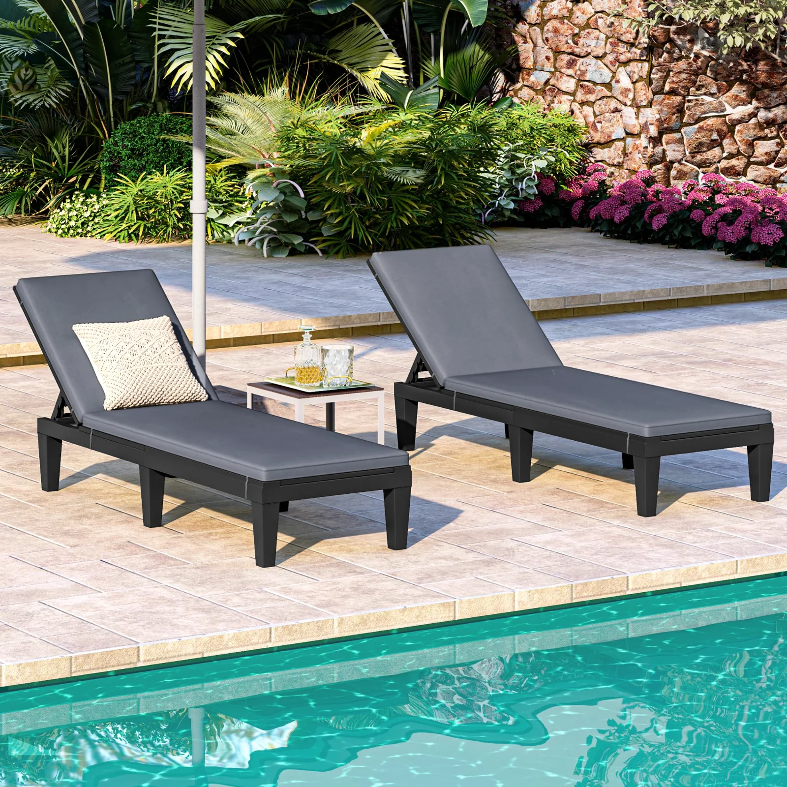 The loungers the shade makes usable